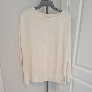 Betsys Boutique Cream Sweatshirt Size Large